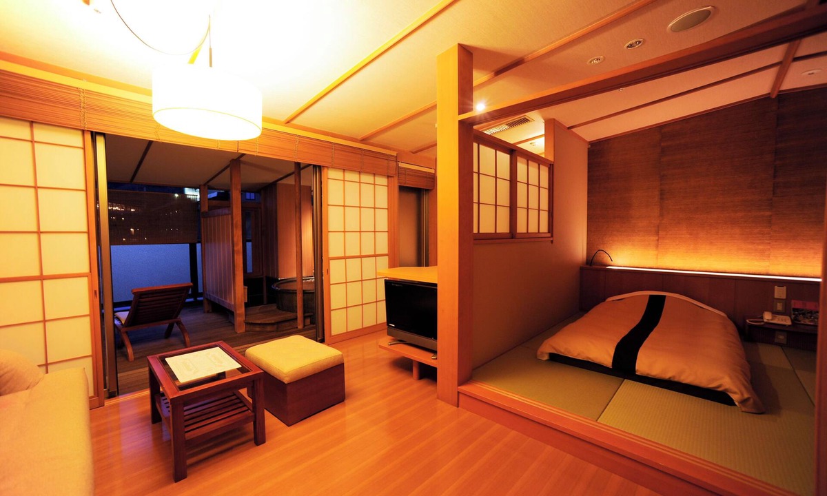 Hakone Hot Springs House | Hotel Nanpuso