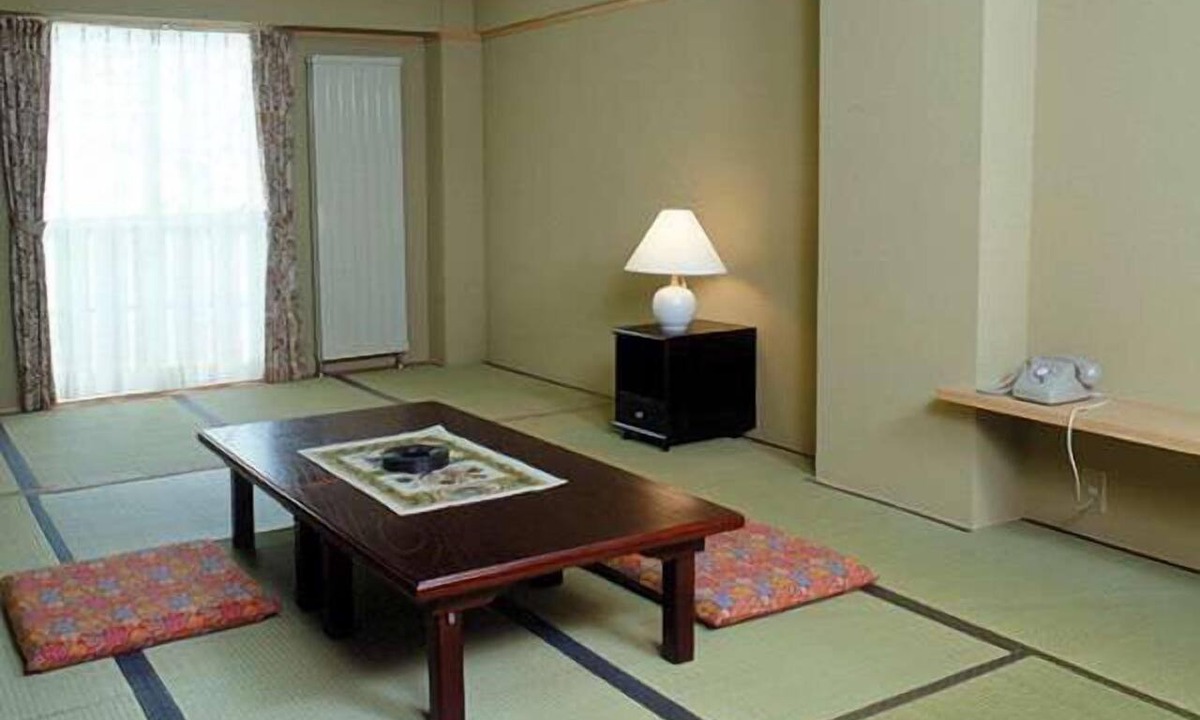 Yamanouchi Hotel | Hotel North Shiga