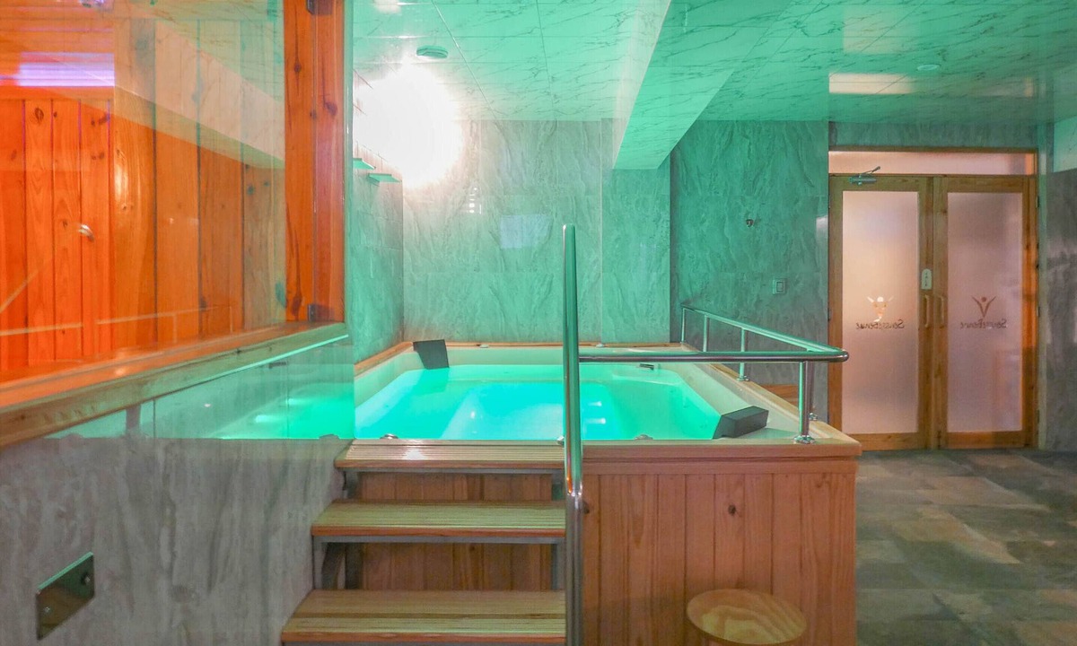 Tacna Hotel | Hotel Plaza by DOT Light