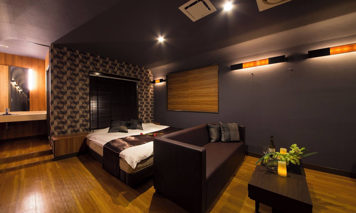 Toyonaka Hotel | HOTEL RAFFINE - Adults Only