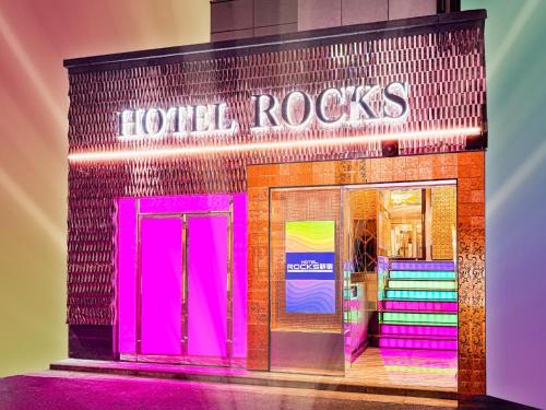 2-Chome Shinjuku Hotel | Hotel Rocks