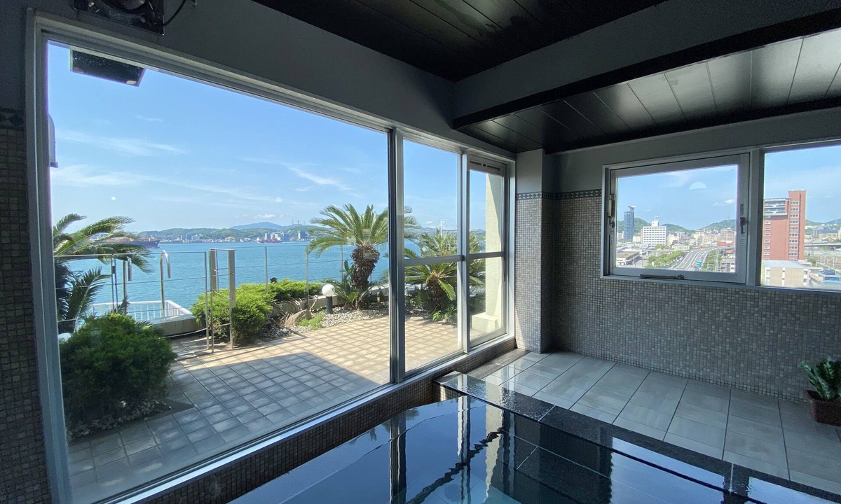 Kitakyushu Hotel | Hotel Route-Inn Mojikou