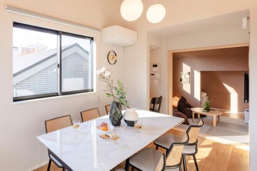 Tateishi Apartment | Hours House Tateishi