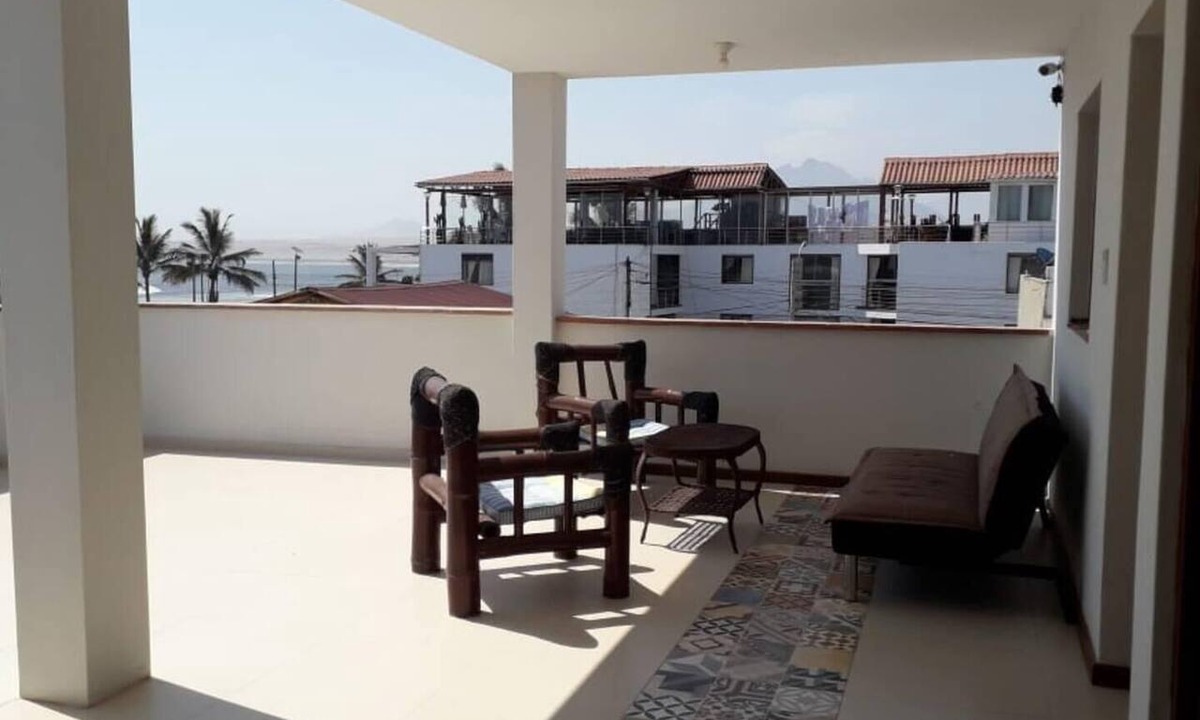 Trujillo Apartment | HuanchacoStudio/KingBed/Balcony/Tv/Wifi