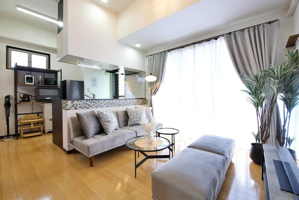 Makishi Apartment | Isole le Olena 601