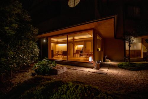 Hatsukaichi Hotel | Itsukushimahigashimonzen Kikugawa