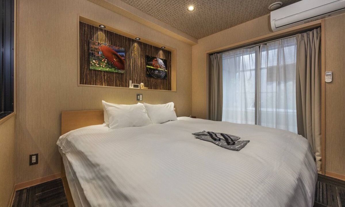 Shimogyo Apartment | Jacuzzi Suite