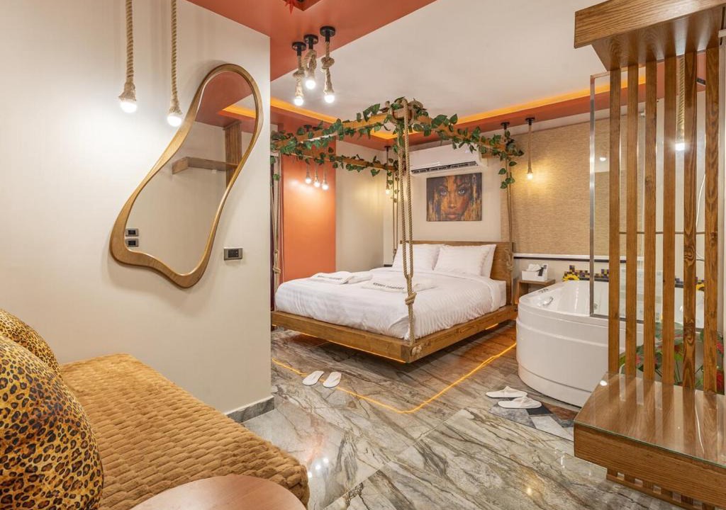 Heliopolis Apartment | Jungle jacuzzi studio 1BD self check in Cairport