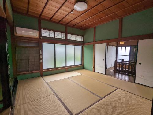 Minami Hostel | Kanchantei The Main House