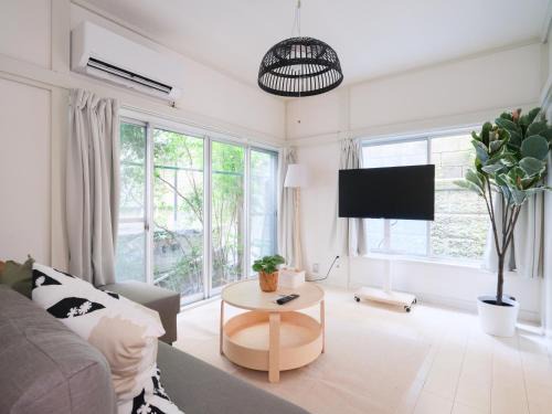 Takatsu Apartment | Kanigaya House