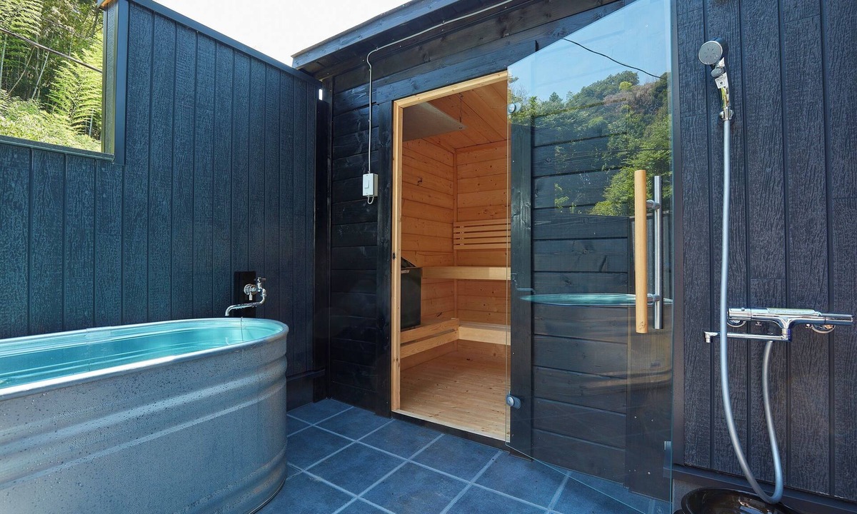 Katori House | Katori Hachisanroku