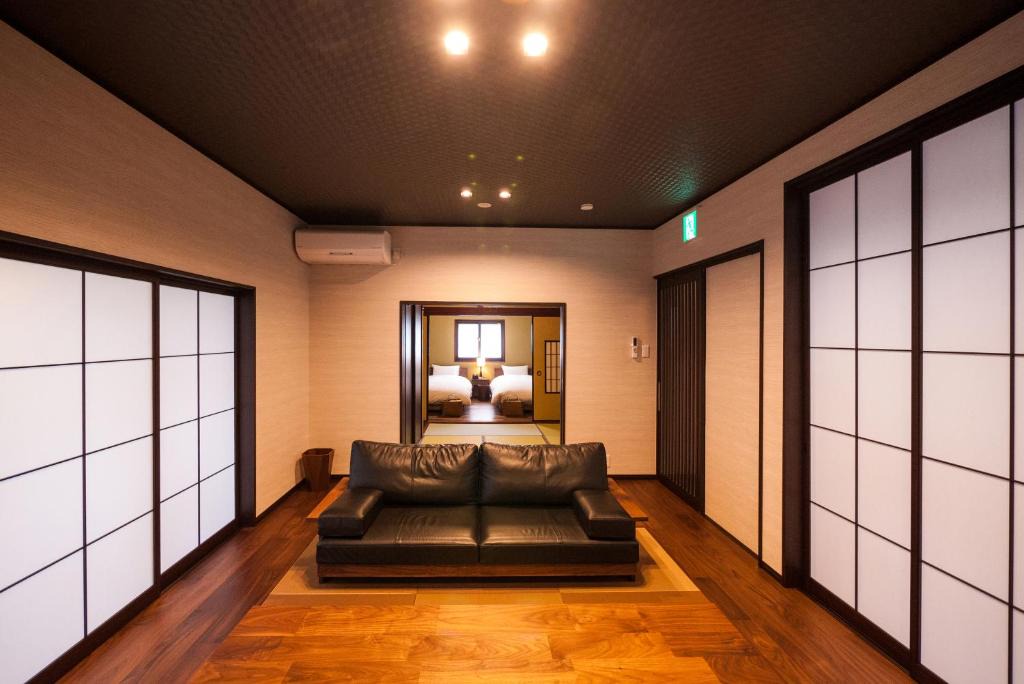 Toyama House | Kimachi-tei（きまち亭）
