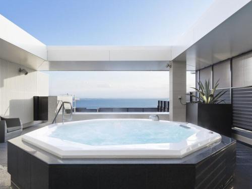 Hatobacho Hotel | Kobe Minato Onsen Ren