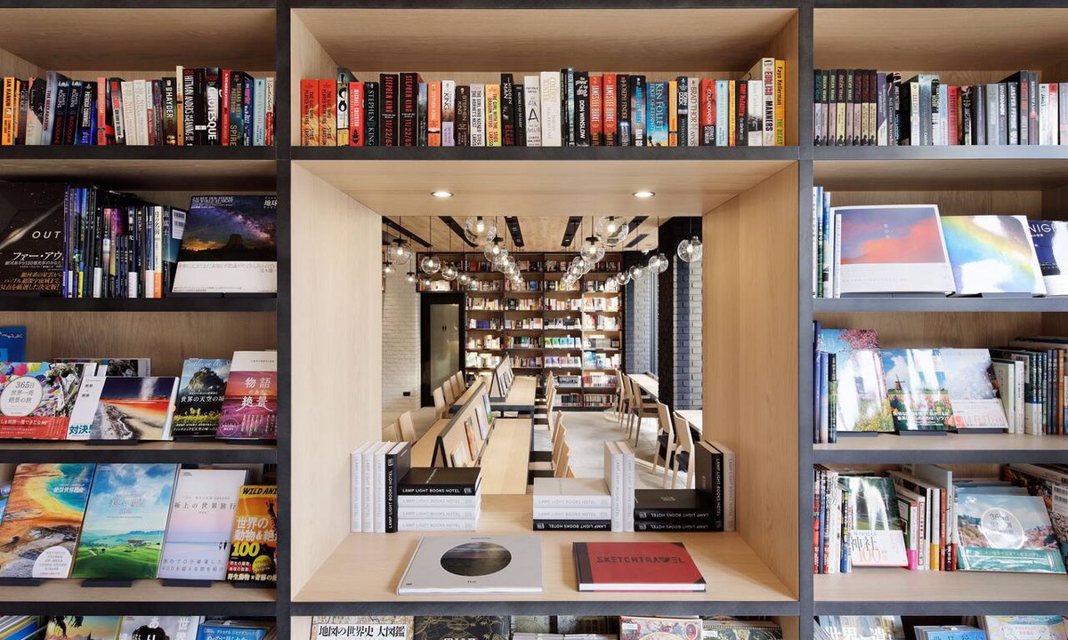 Nagoya City Centre Hotel | LAMP LIGHT BOOKS HOTEL nagoya