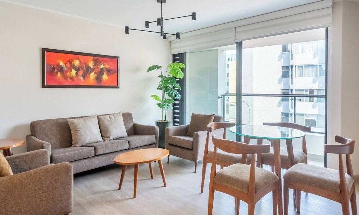 Leuro Apartment | Larco Av. | Balcony · Pool · Gym · Miraflores