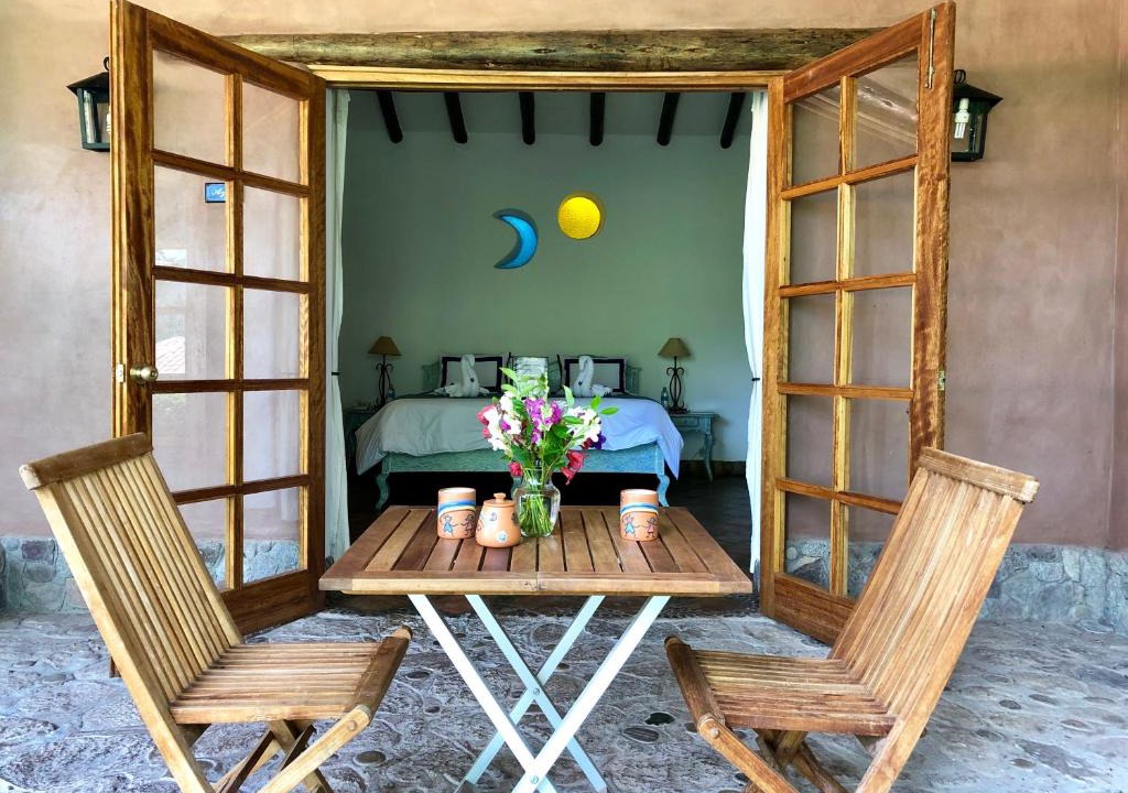 Moccopata Hotel | Las Casitas del Arco Iris
