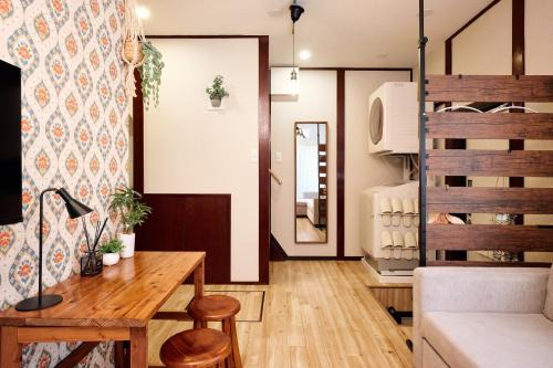 Higashitateishi Apartment | LiLi House Higashitateisi