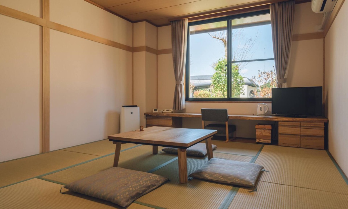 Kobuchisawacho Hotel | LODGE KEYFOREST