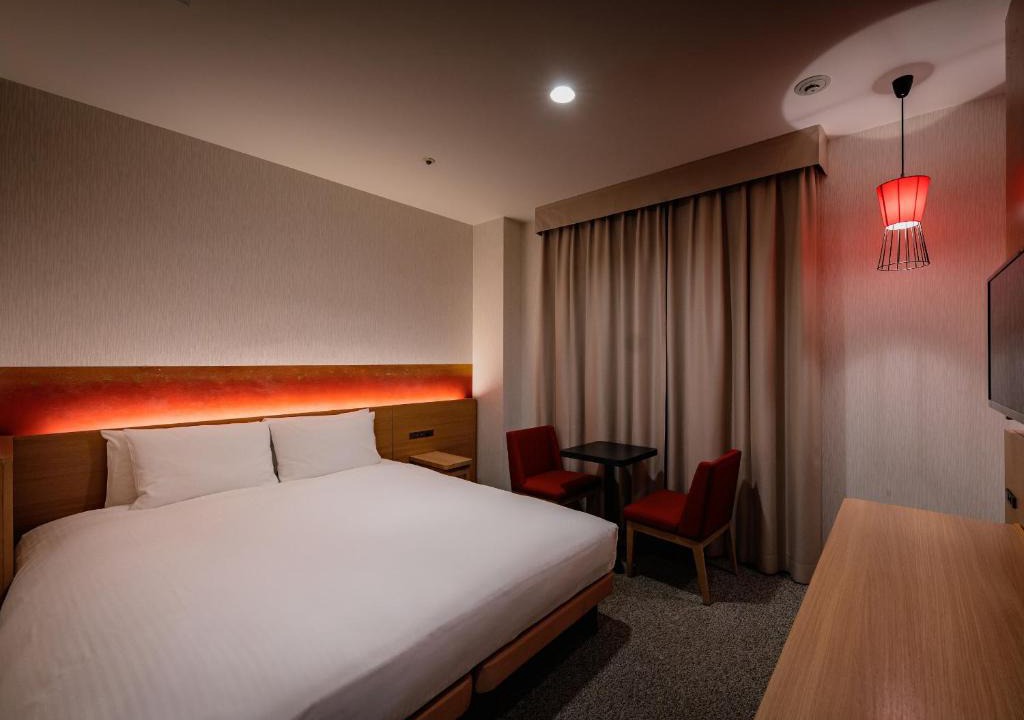 Karasumaoike Hotel | Loisir Hotel Classic Garden Kyoto Sanjo
