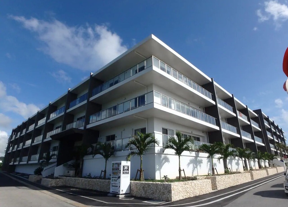 Maeda Hotel | Longvacation Okinawa 103