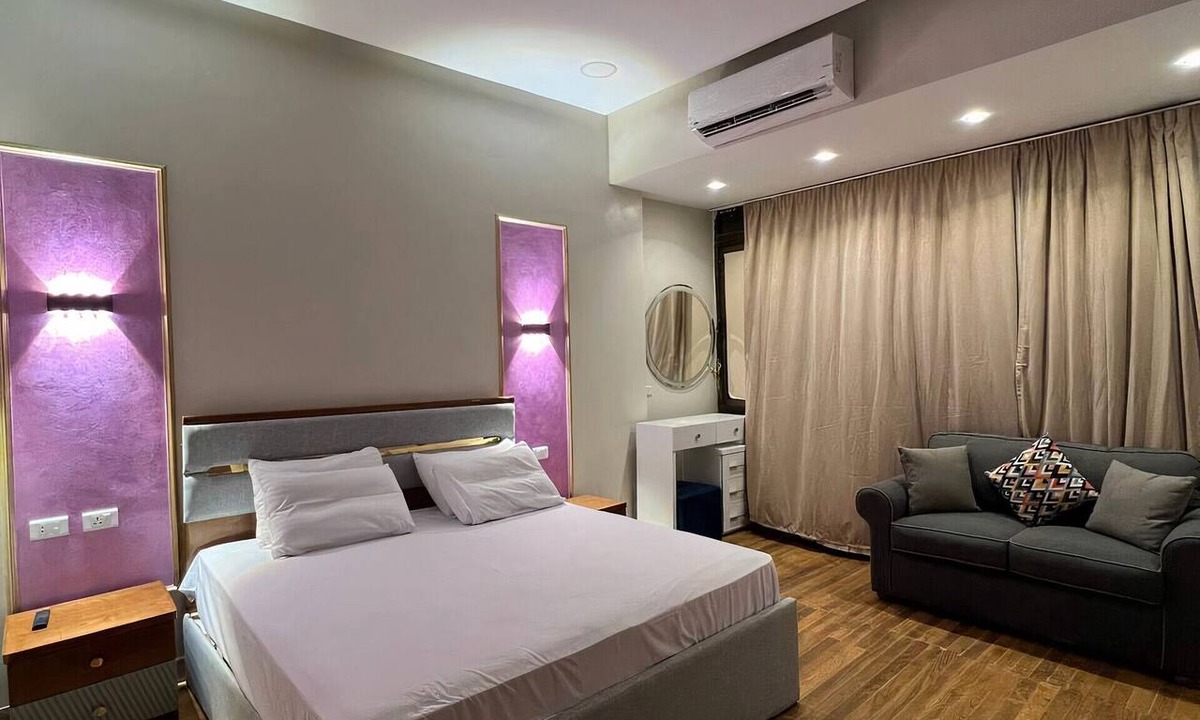 Qasr an-Nil Hostel | Lucky Hostel