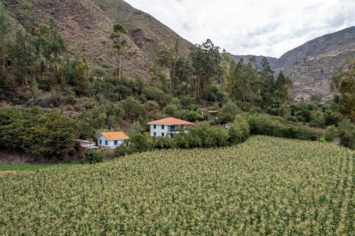 Huayllabamba House | Luxury refuge with jacuzzi and epic views