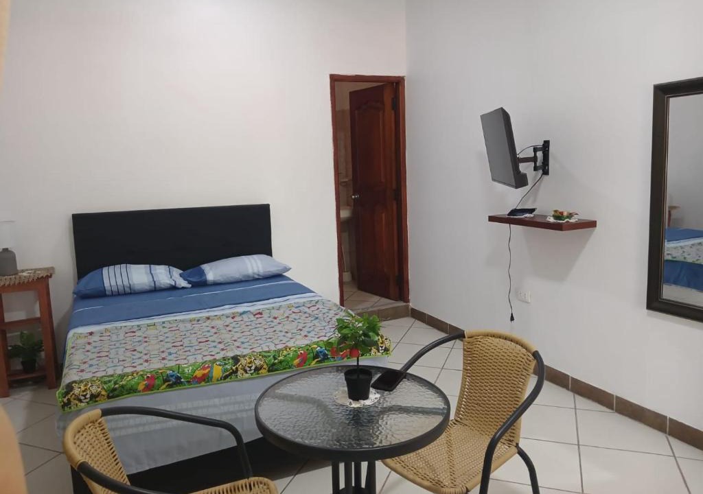 Iquitos Apartment | Maynas100 3A - Suite moderna con baño privado