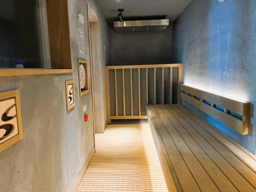 Meguro Hotel | Men Only Capsule Room & Sauna, Bathhouse, gim 男性専用サウナ&カプセル Minami Gakugeidai