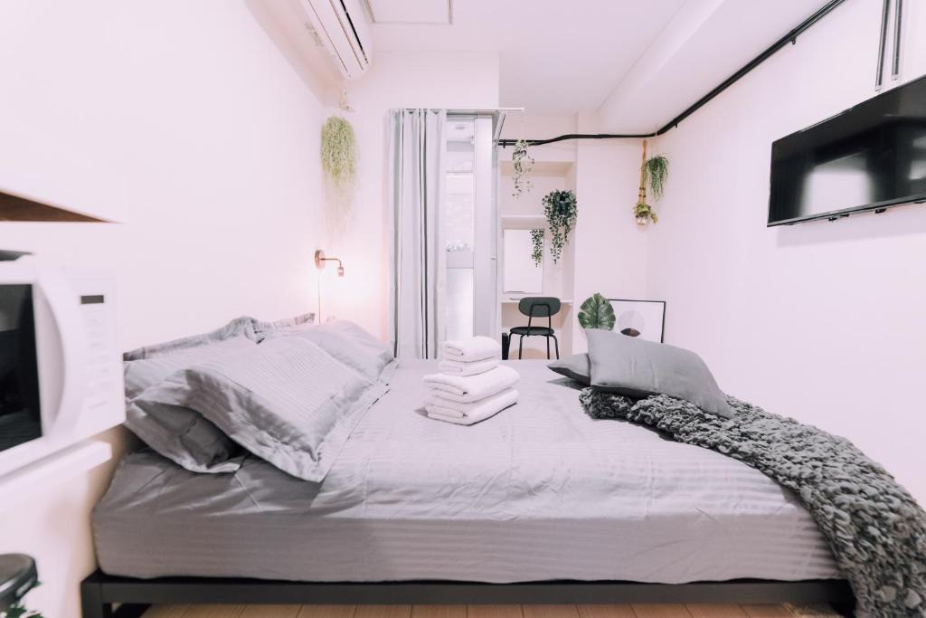 Minami Apartment | Minimalist Loft 8 Namba Compact Studio and Gym MA802