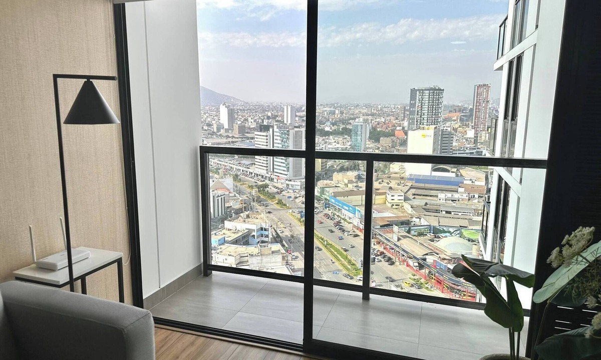 Santa Catalina Apartment | Modern 1BR on J Prado Board San Isidro