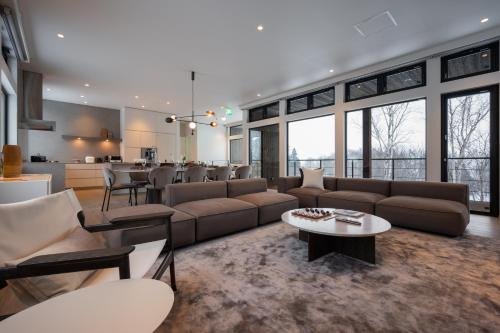 Niseko Villa | Mokuren by H2 Life