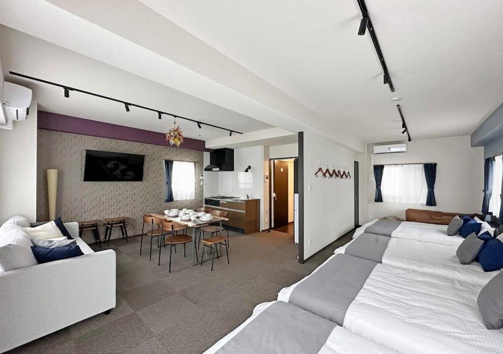 Hiroshima City Centre Apartment | Nagomi by b hotel - 1 BR Apt on the 9th flr with City view for 10 Ppl