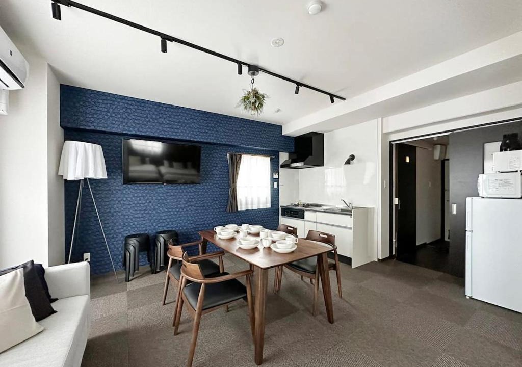 Hiroshima City Centre Apartment | Nagomi by b hotel - Large 2BR Apt City Center for 10 Ppl