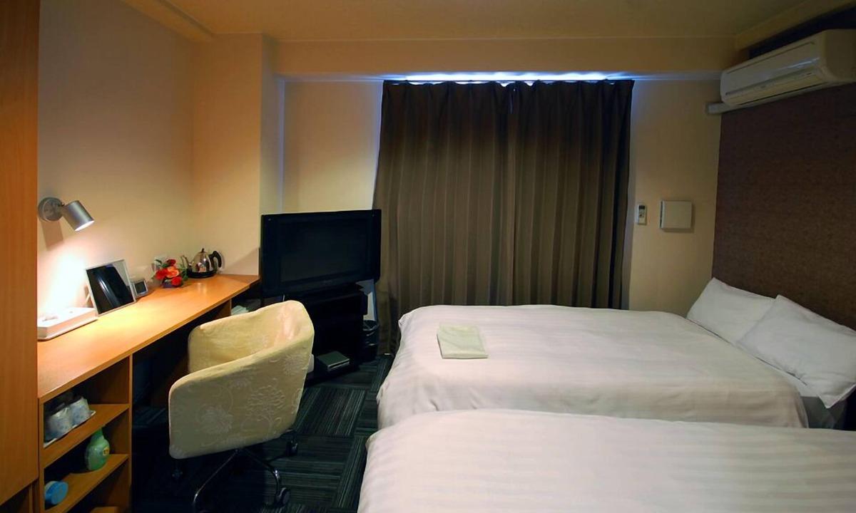 Isahaya Hotel | New Station Hotel