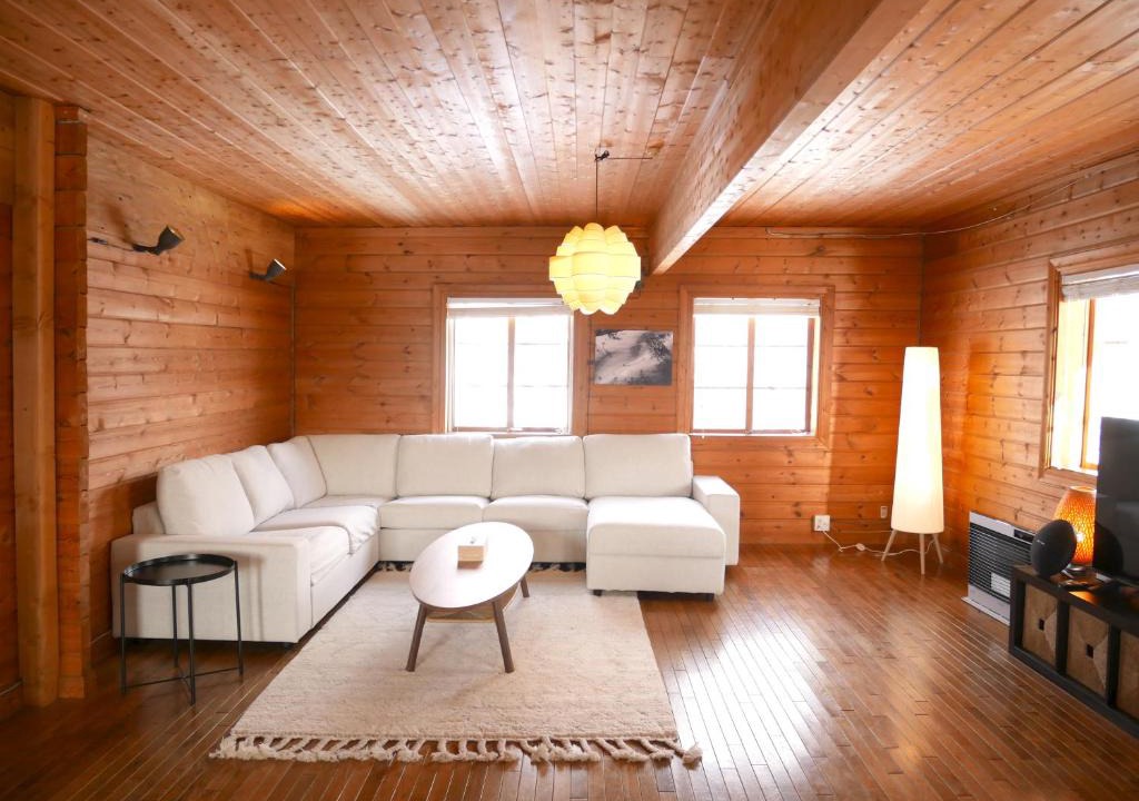 Niseko House | Niseko Forest Villa - Cottage with sauna