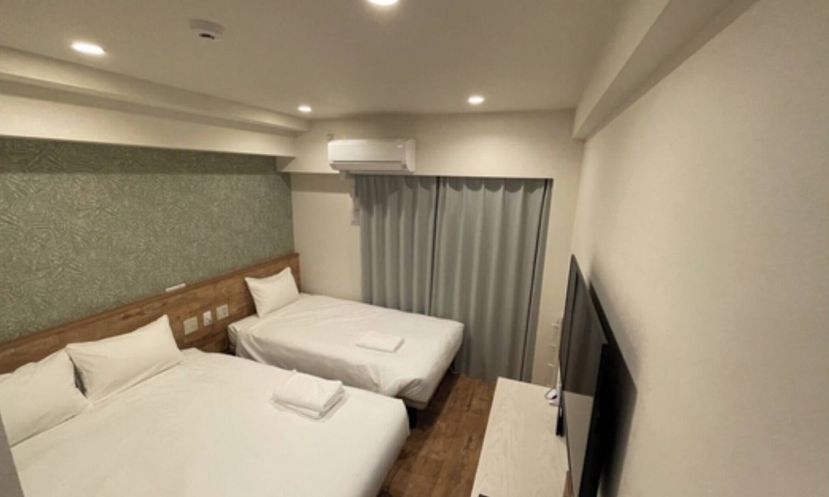 Kumoji Hotel | Nonsmoking 2nd or 3rd floor no room assignment Simple plan No meals included/Naha Okinawa
