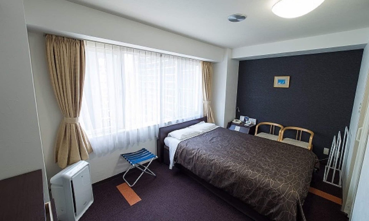 Shin-Osaka Hotel | Nonsmoking double bedroom /Osaka Ōsaka