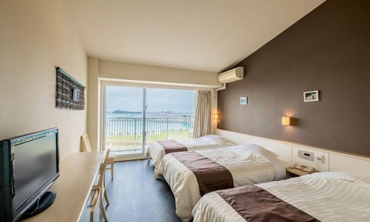 Tomigusuku Hotel | Nonsmoking Ocean View Triple Room VS | Standard P/Tomigusuku Okinawa