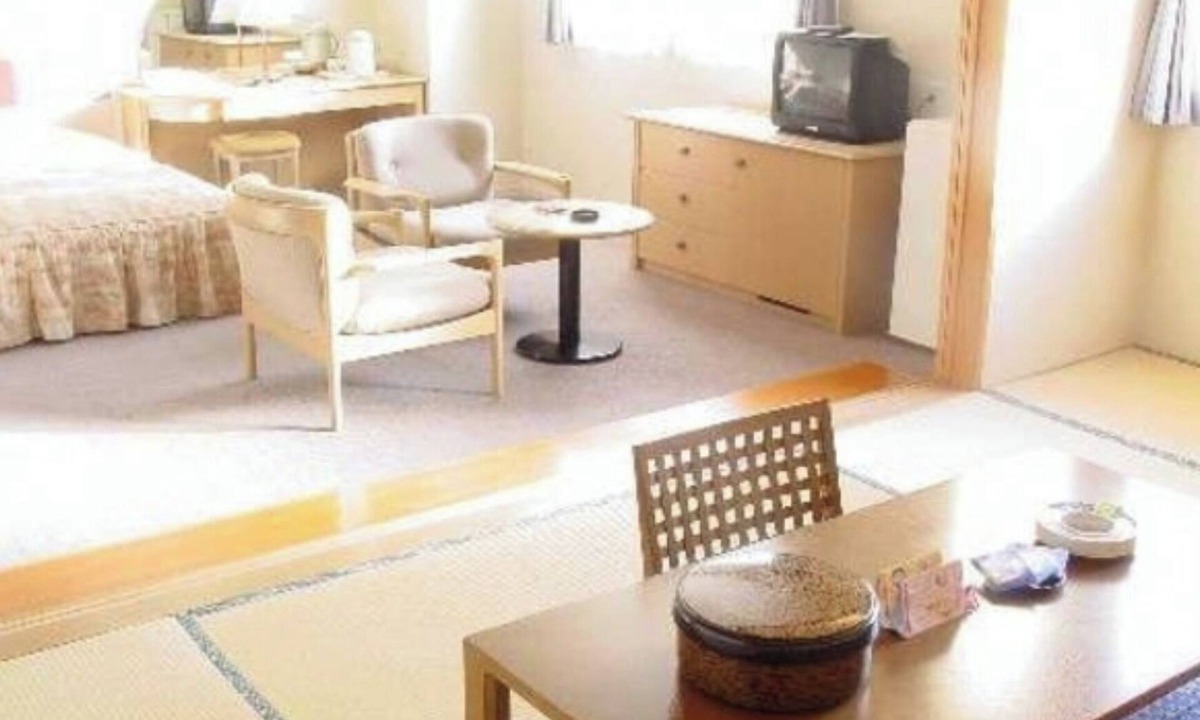 Numata Hotel | Nonsmoking Relax in a spacious JapaneseWestern/Uryu-gun Hokkaidō