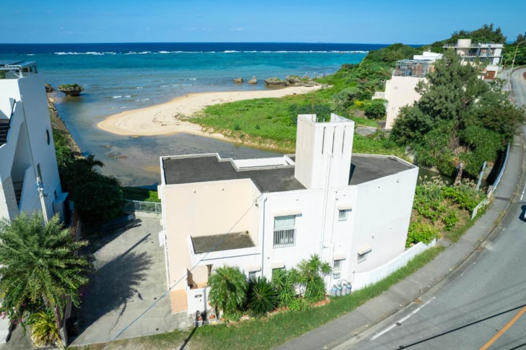 Maeda Villa | Ocean Therapy House