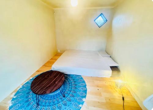 Nakijin House | Ocean View Guesthouse Chimudondon in Kouri Island