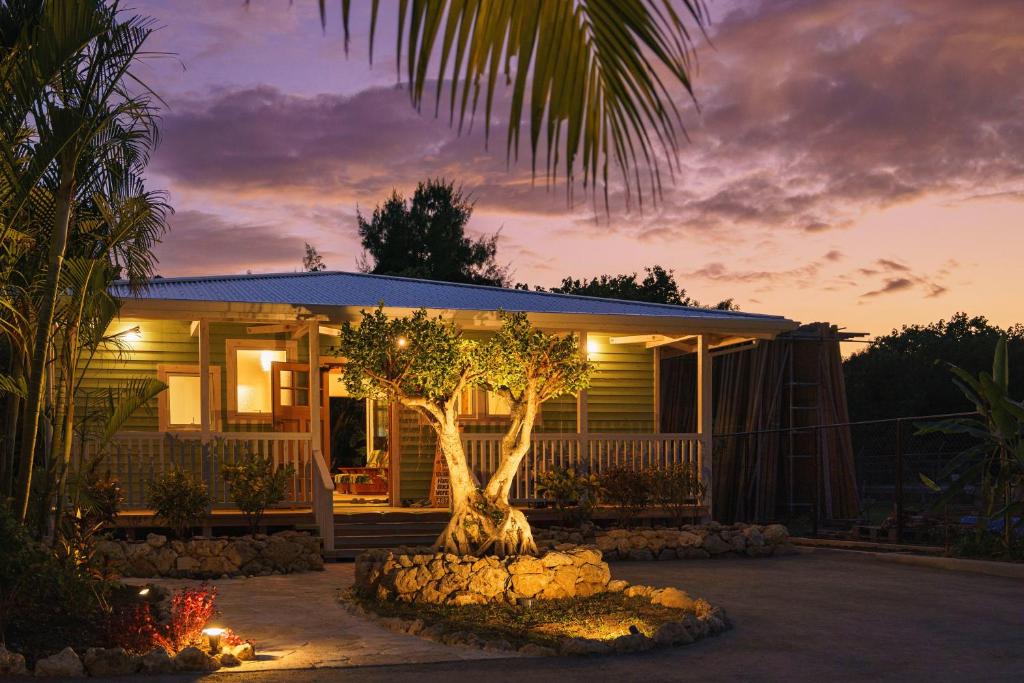 Tamagusuku-son Villa | Okinawa Beachfront Villa uujikaze浜辺の茶屋プロデュース ヴィラ ウージカゼ