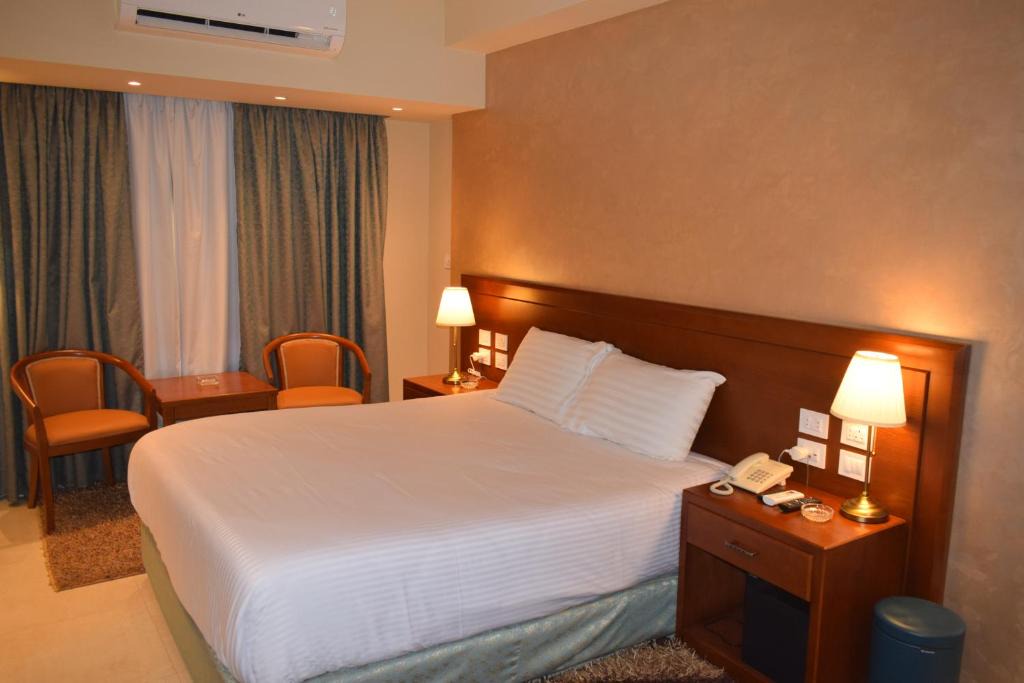 El Minya Hotel | Omar El Khayam Al Minya Hotel - Luxury Accommodation