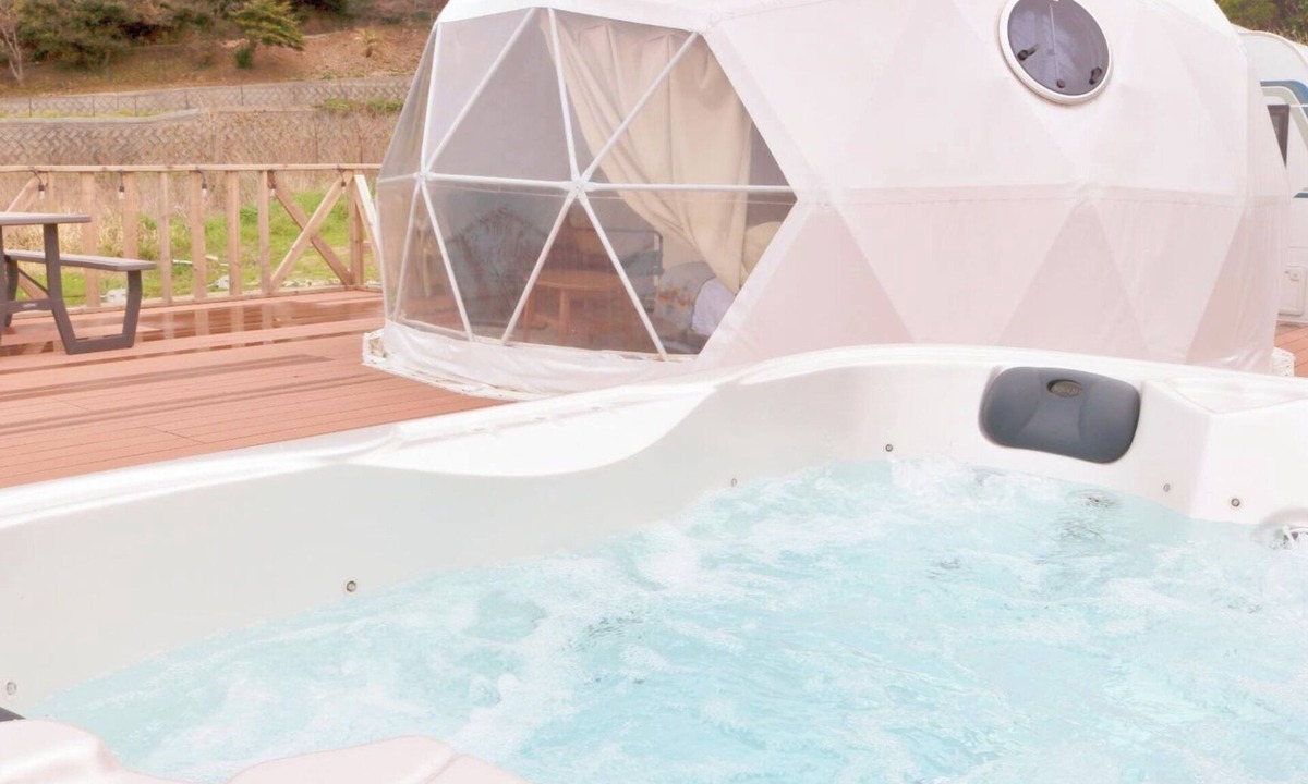 Awaji RV Rental | One night stay with two meals BBQ Glamping M/Awaji City Hyōgo