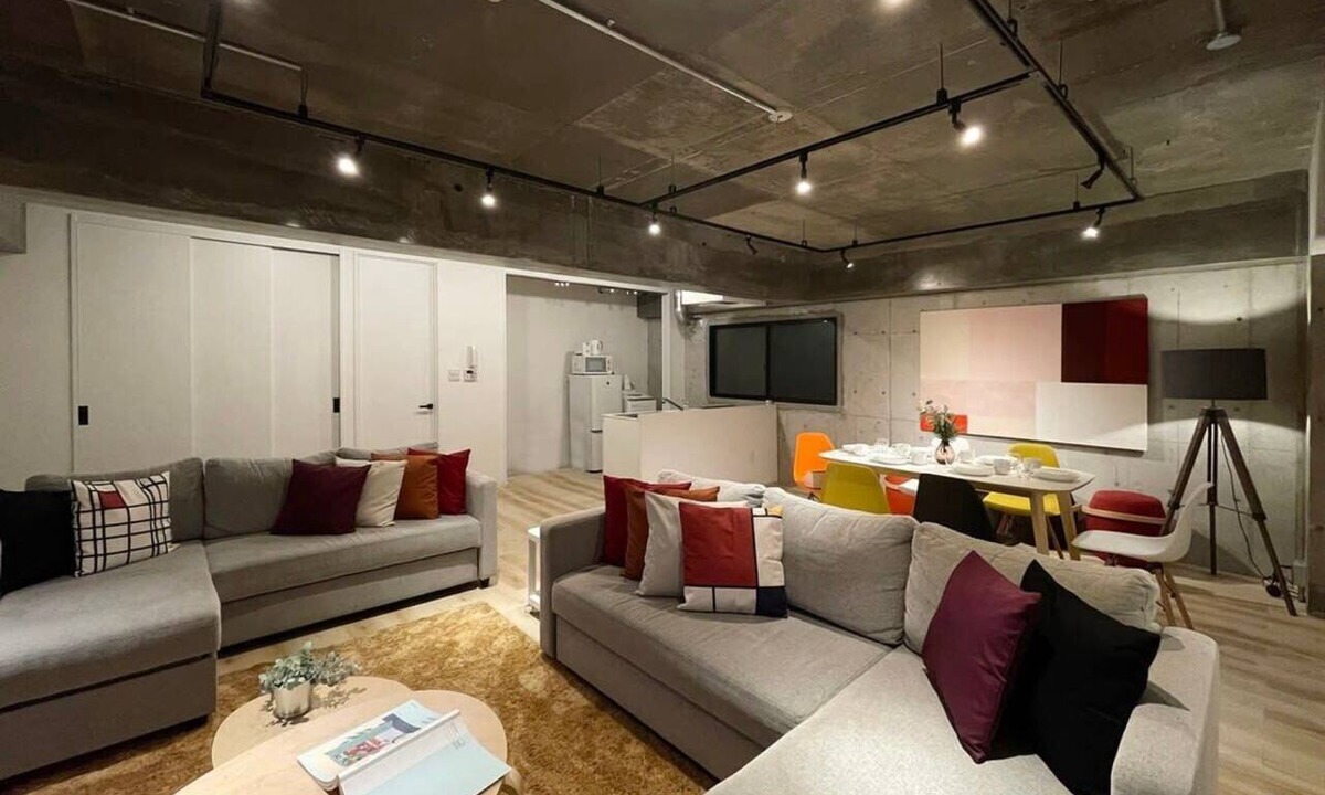 Hiroshima City Centre Apartment | Peaceful Modern Flat Near Atomic Bomb Dome