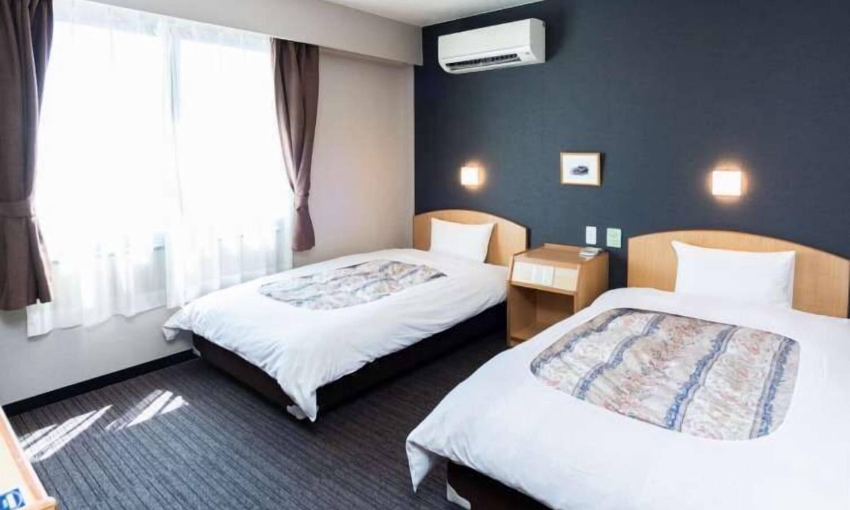 Tsu Hotel | Phoenix Hotel