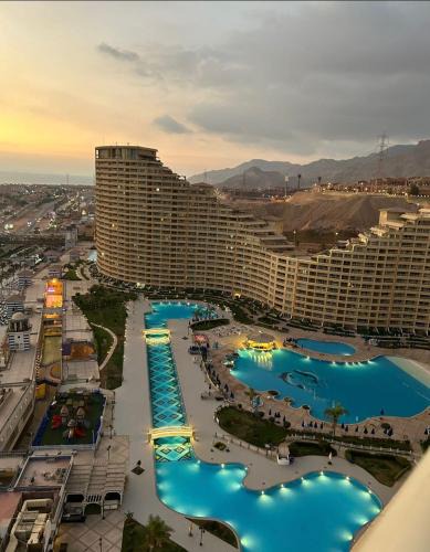 Ras Sudar Apartment | Porto Sokhna Pyramids Hotel sea view