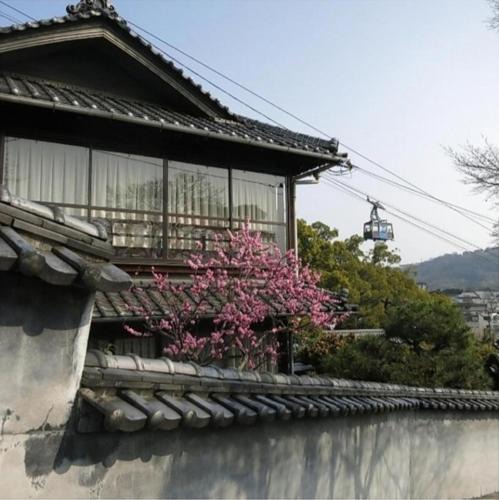 Onomichi House | q 2603 Onomichi Tea Celemony Villa