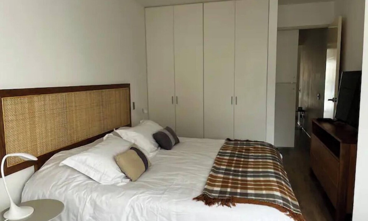 Barranco Apartment | Quiet two bedroom apartment in Barranco (703)