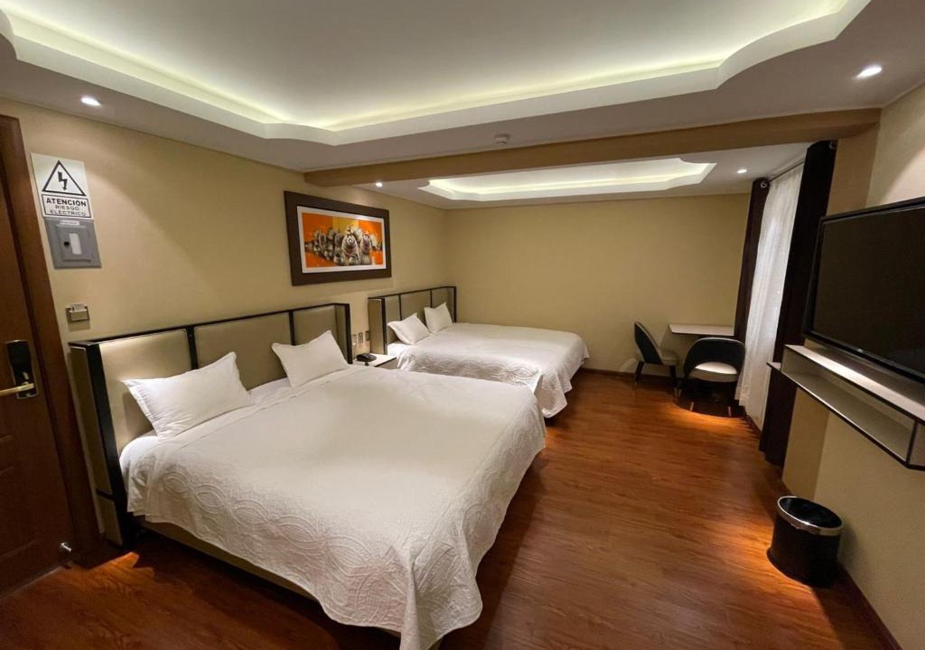 Huancan Hotel | R&N SHULLKAS SUITES